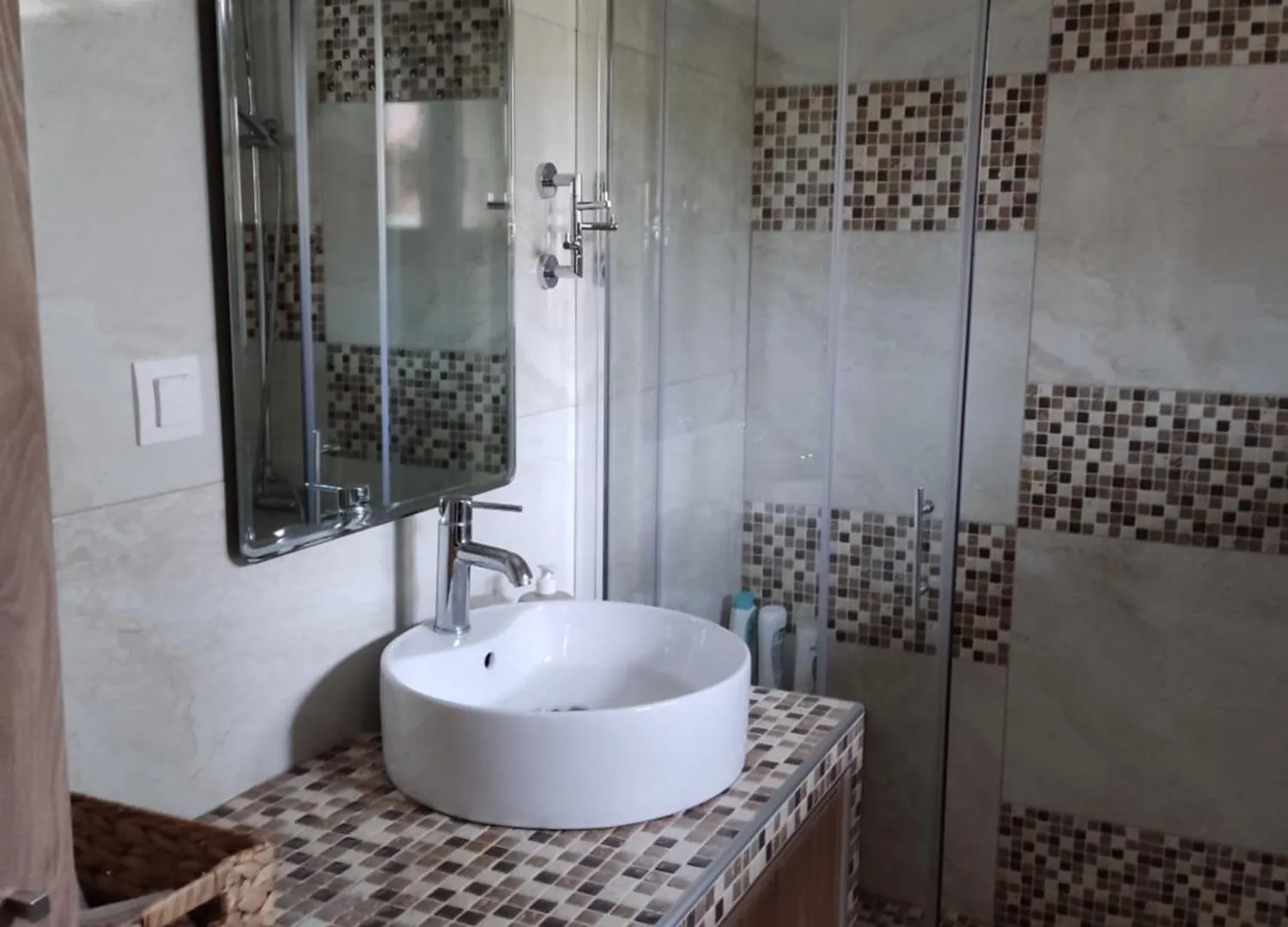 Renovated Apartment 300M From The Sea إيريسوس بيت للعطل